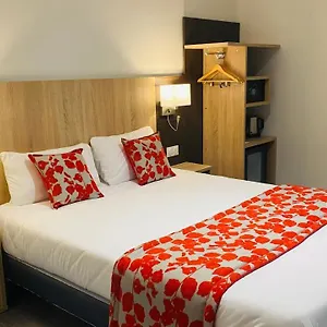 au-lyon-vert.hotels-rhonealpes.com/