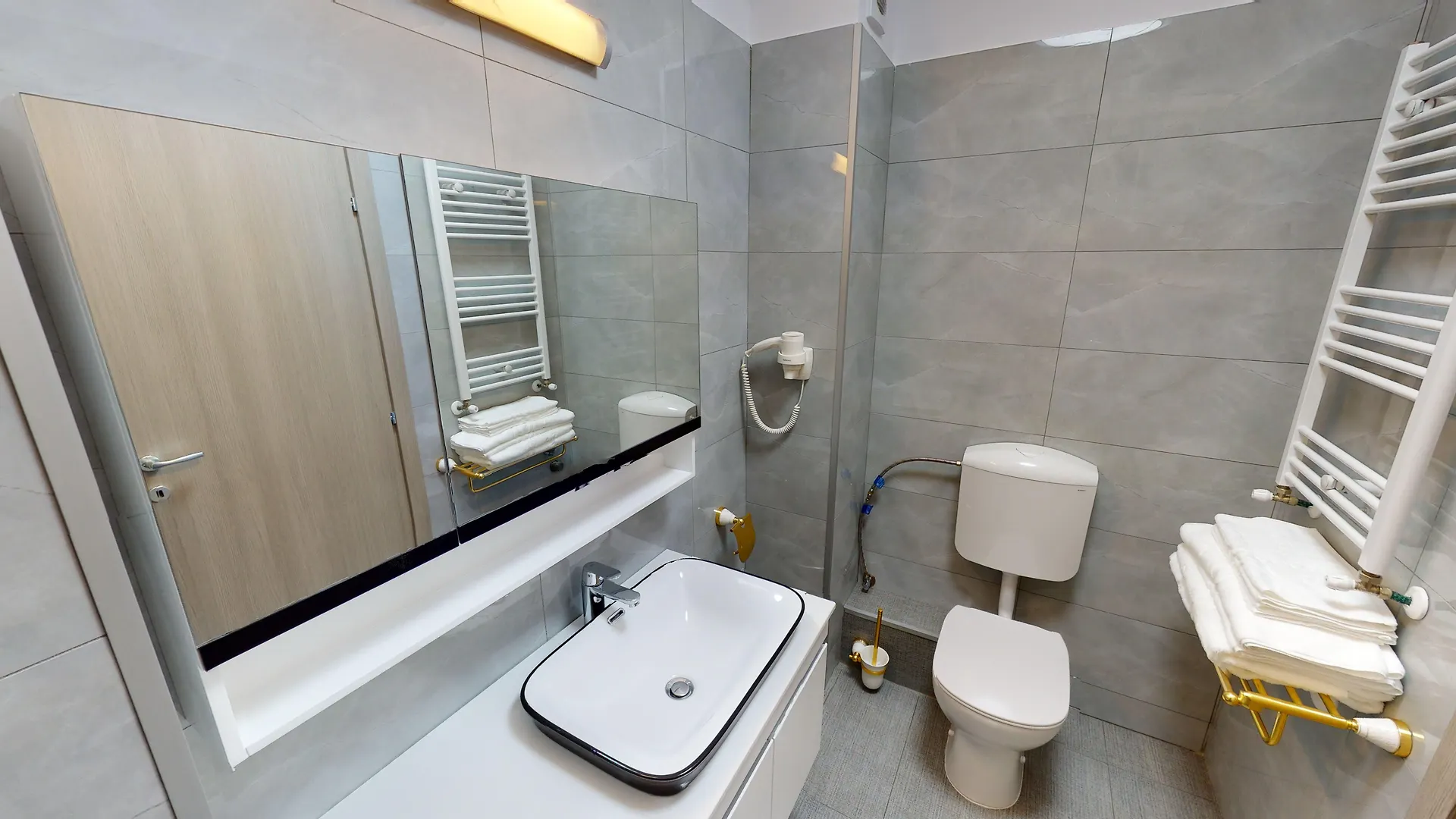 Le Blanc Aparthotel Bucharest