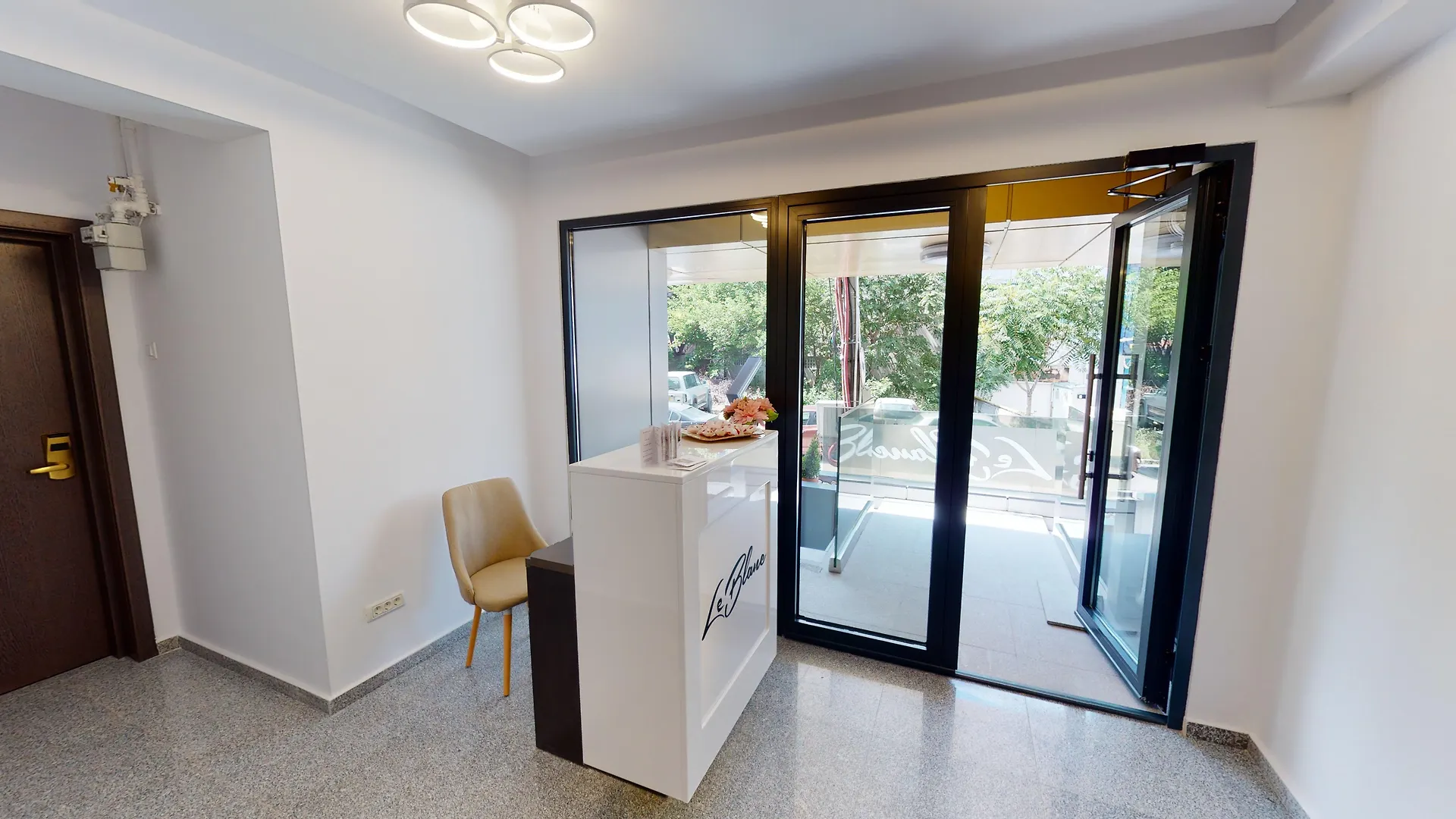 **** Hotel Le Blanc Aparthotel Bucharest Romania